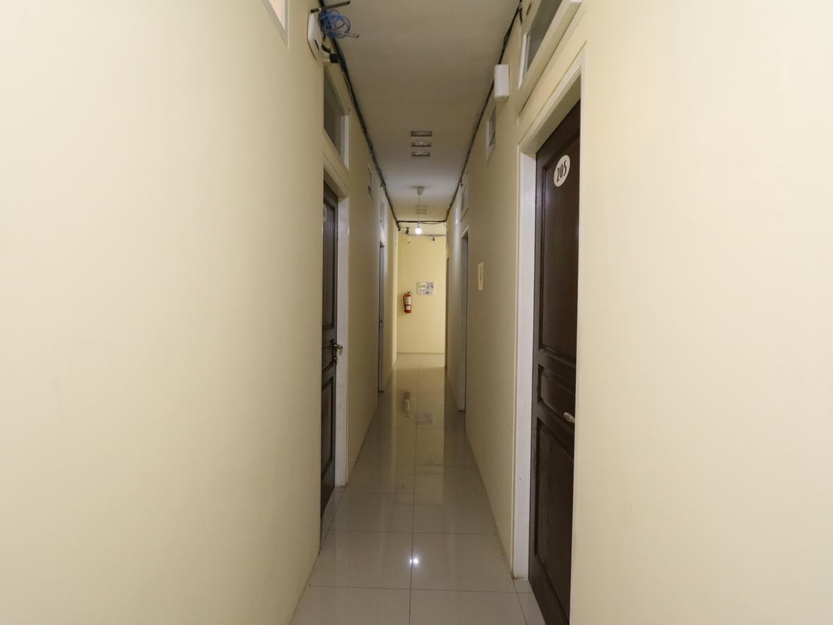 فندق Kamar Keluarga Ungaran جاكرتا المظهر الخارجي الصورة